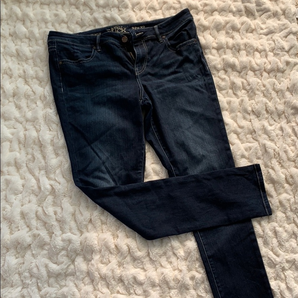 Dark wash skinny jeans